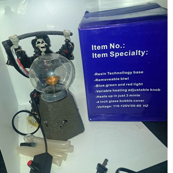 HALLOWEEN SALE! NIB-LG GOTHIC Dungeons & Dragons style Herbal Aromatherapy light - Picture 2 of 8